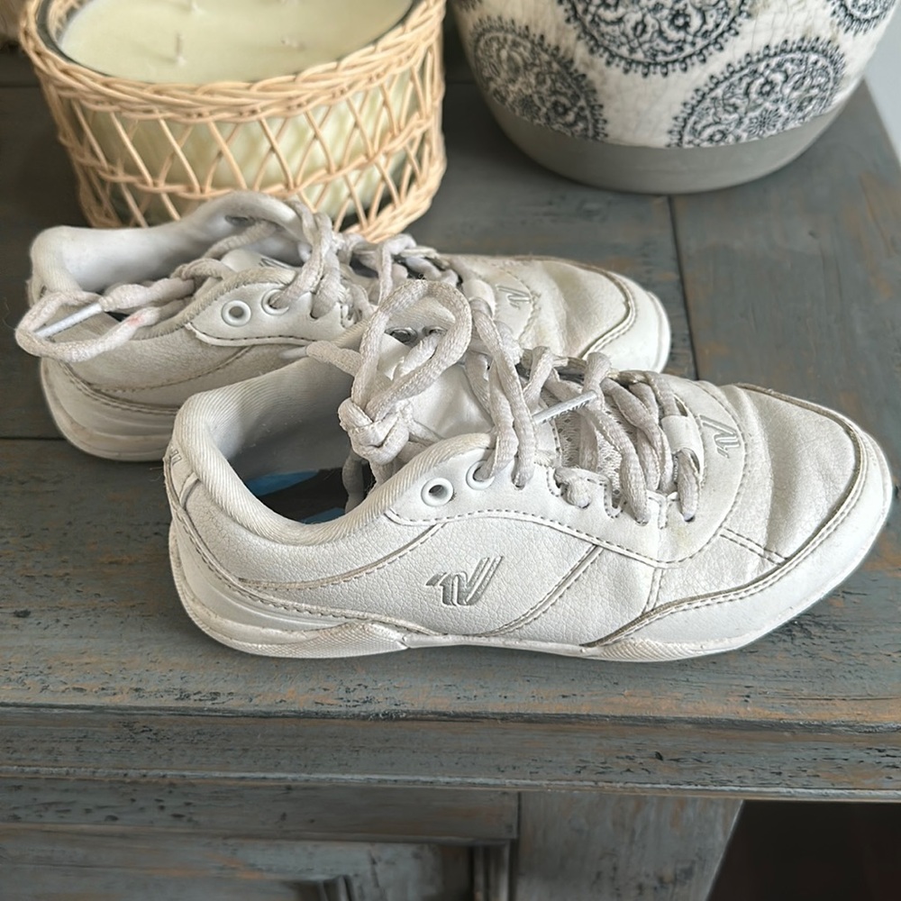 Girls Youth cheer shoes